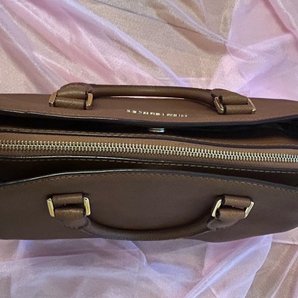 Michael Kors Tan Leather Shoulder Bag - Picture 8 of 11